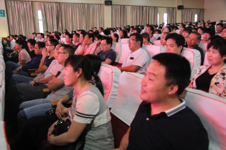 观众 (1).jpg